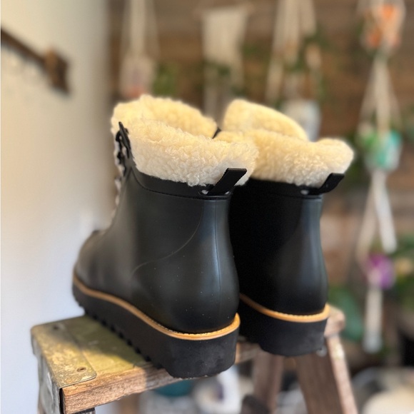 ✨Bernardo Shearling Hiker Boots Women’s 11 — Anthropologie Nordy’s Winter Boots✨ - Picture 3 of 10